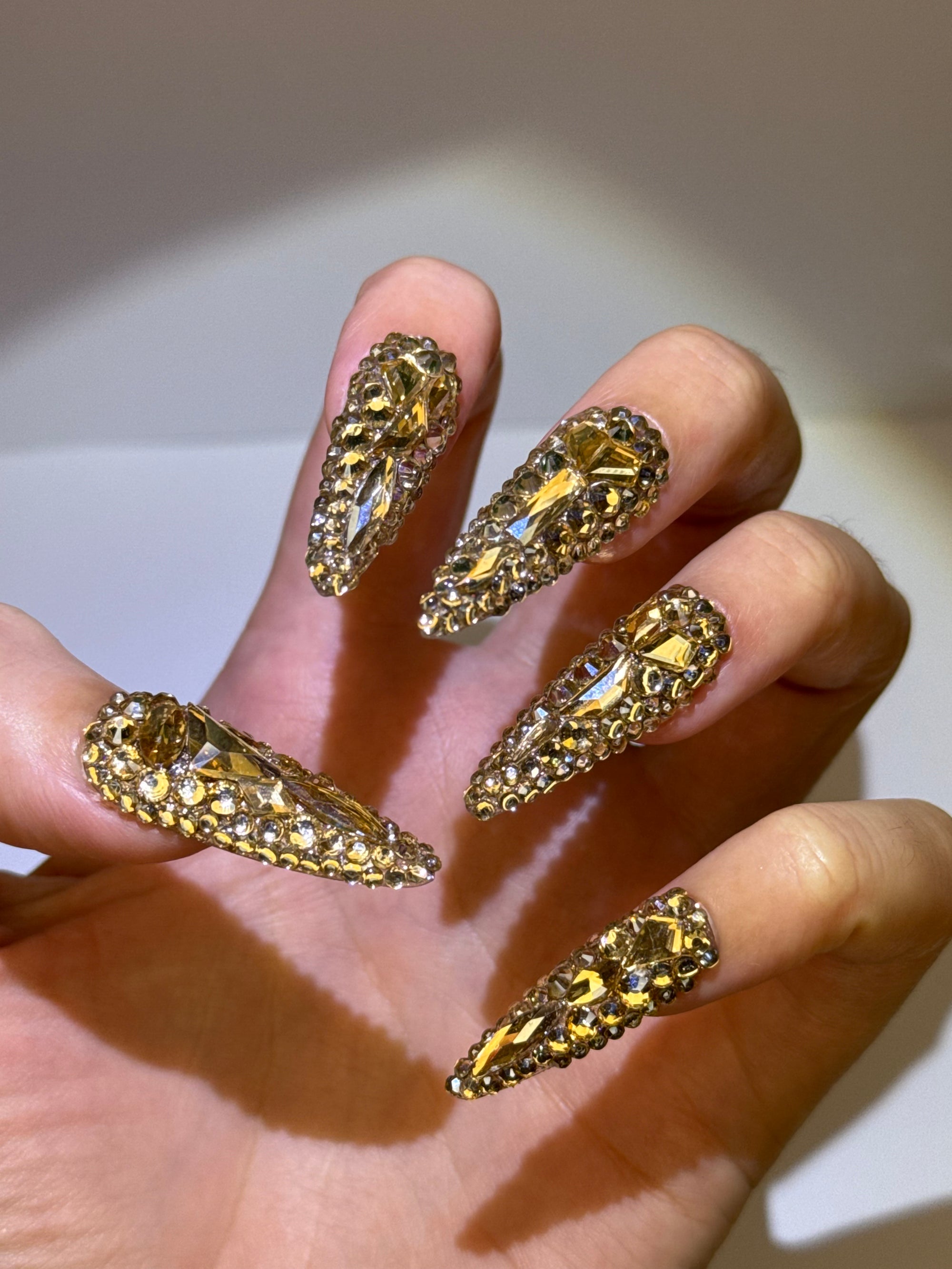 Dubai Long Gold Crystal