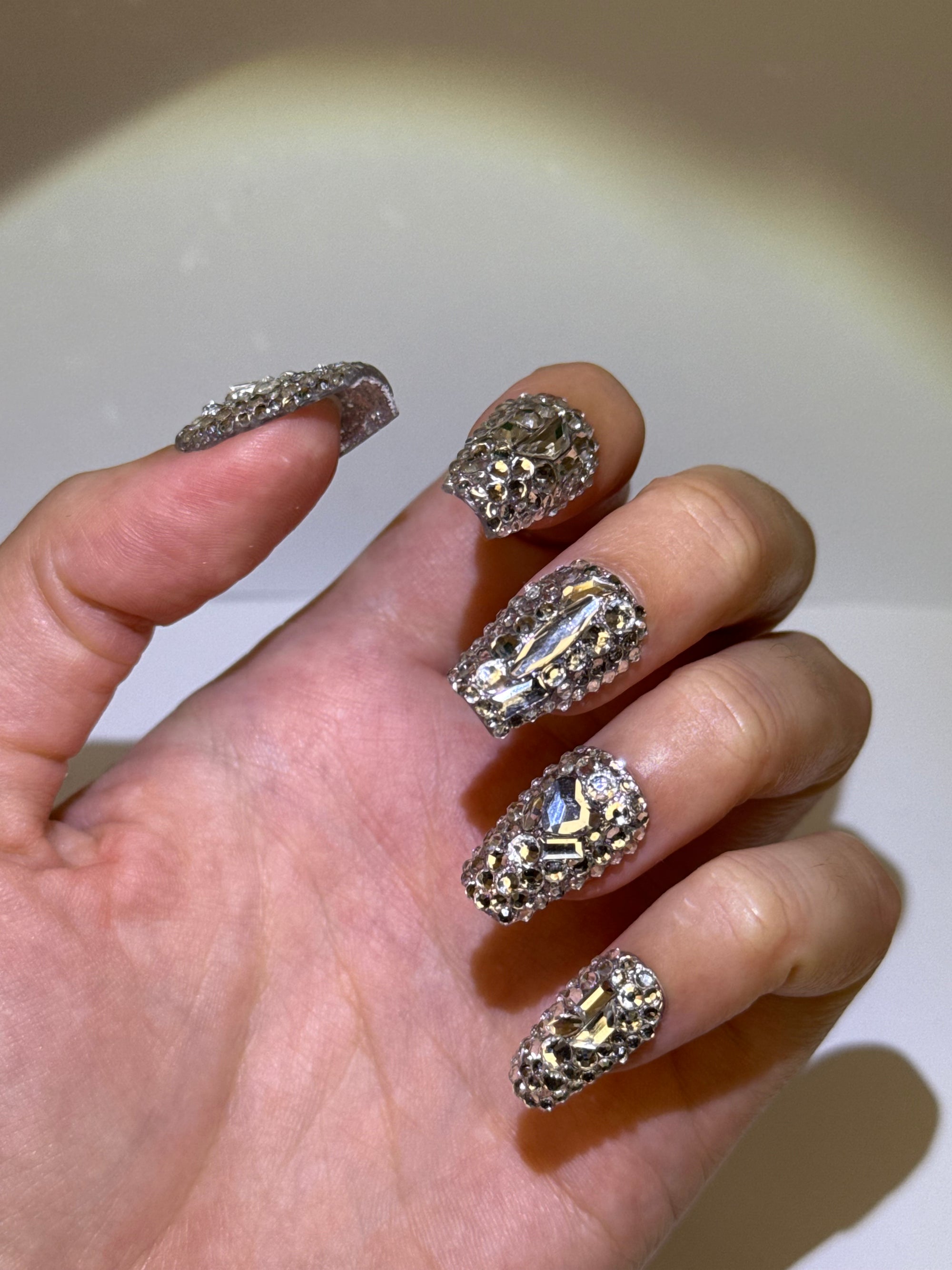Dubai silver crystals